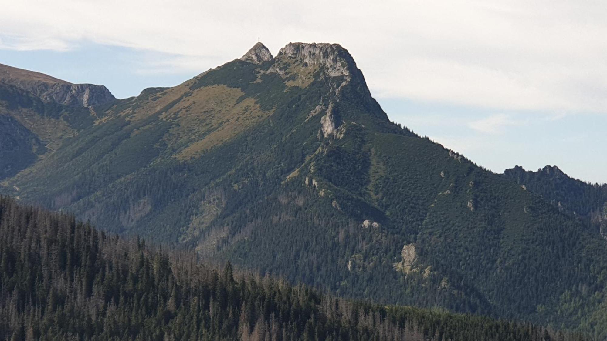 Вилла Lobrotno Gazdzina - Goralska Chalupa Na Wylacznosc Буковина-Татшаньска Экстерьер фото